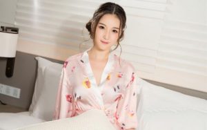 害怕男友难忘初恋,自己沦为替代品怎么办 1