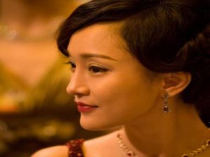我结婚9年总跟老公吵架,他不肯离婚还打骂我咋办 1