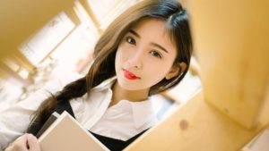 家人不同意我和离异有孩负债的他一起,我到底咋抉择 1