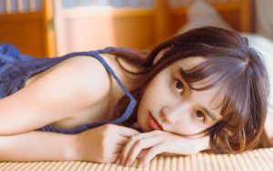 我向网上认识的23岁女生表白没回应,下一步咋选呀 1