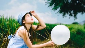 怎么判断女生对自己感不感兴趣 1