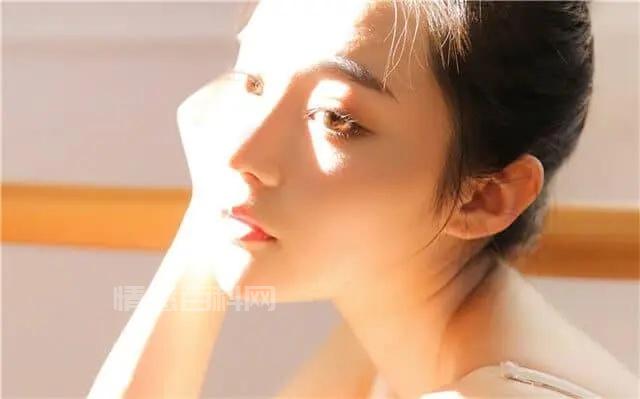 跪舔与真爱有什么区别？让你不再错把跪舔当深情-第5张图片-情感百科_恋爱技巧_男女网恋_恋爱攻略_婚姻资讯_婚内出轨_情感百科之家