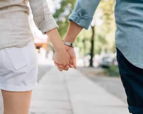 为什么原生家庭穷的人越容易背叛？_情感