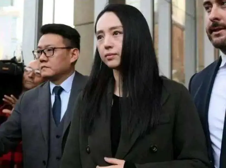 对高云翔付出一切的董璇，为什么最终还是以离婚而告终？_情感