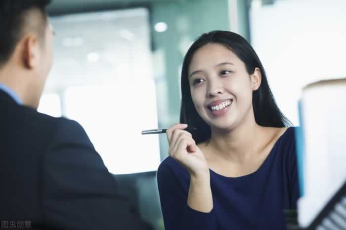 比起什么都不懂的十八岁，我更喜欢三十多岁的自己_情感