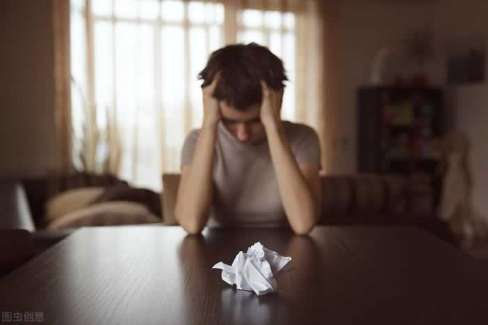 在感情中保持“理性”的女人，究竟有多可怕_情感
