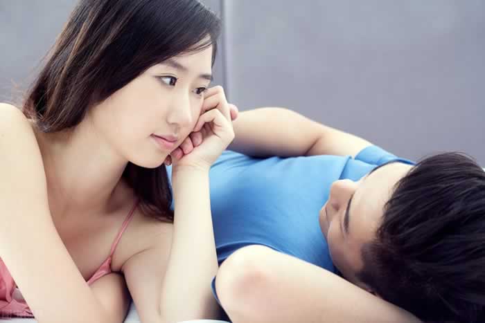 在感情中保持“理性”的女人，究竟有多可怕_情感