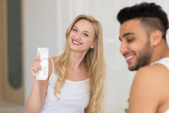 嘴软心硬的聪明女人，感情中永远不会落于下风_情感