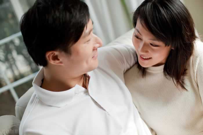 让老公承载自己的真实情绪，靠谱么？_情感