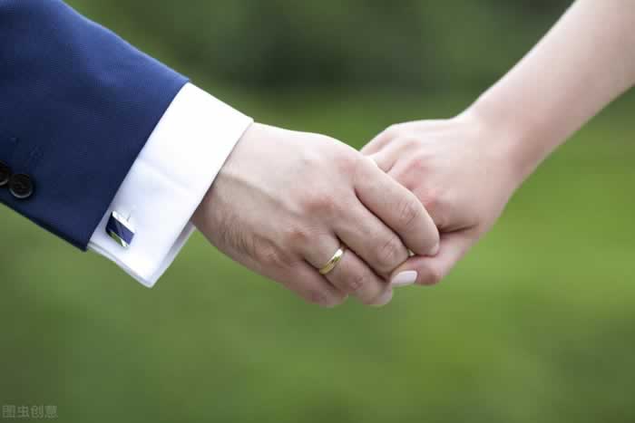 520暂停离婚登记，为什么有些人可以越爱越有底气_情感