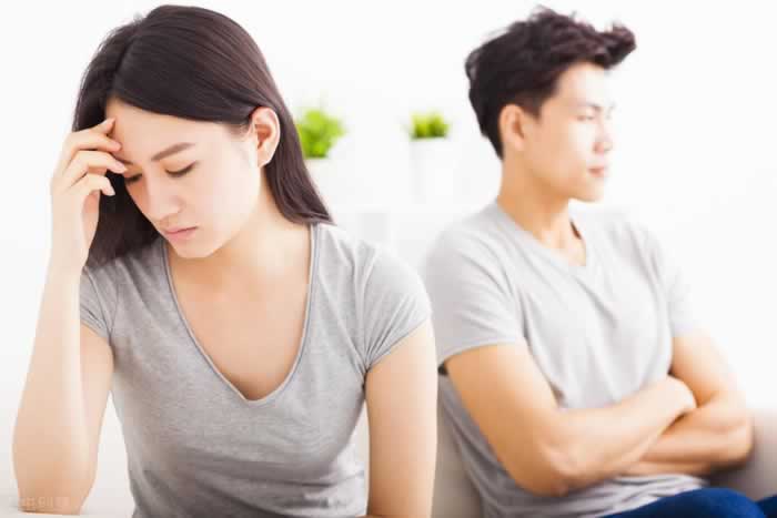 同床异梦这件事并不稀奇！婚姻里最可怕的是成为假面夫妻_情感