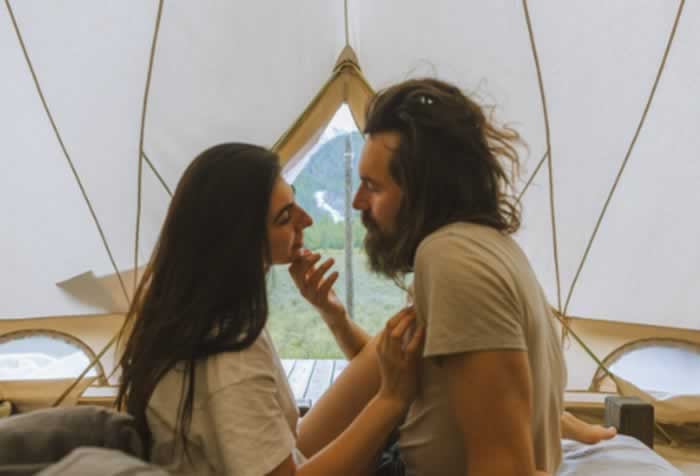 出轨已婚女的男人，他的如意算盘打得真响_情感