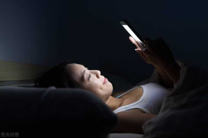 结婚七年后，我发现了男人半夜待在厕所不出来的秘密_情感