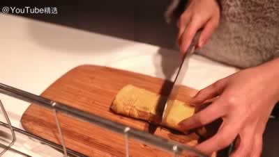 当一个女性选择成为家庭主妇，她会经历什么？_情感