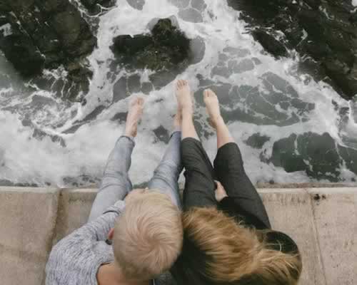 恋爱技巧之追女生时，如何回答女生说的“嗯”才是最好的呢？_情感