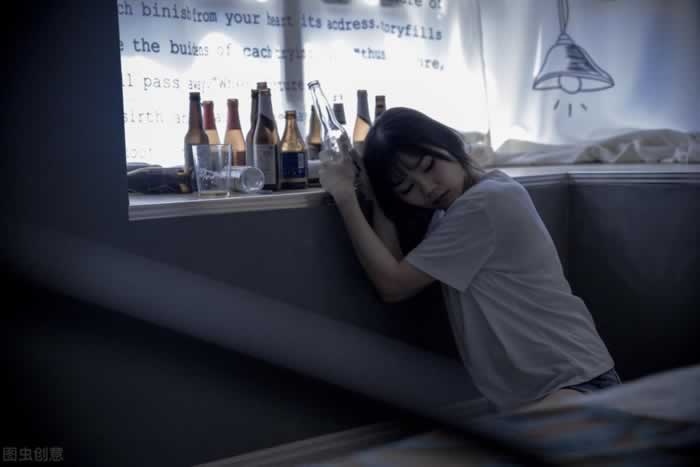 分手后，对方如果有了新对象，主要有这三个原因_情感