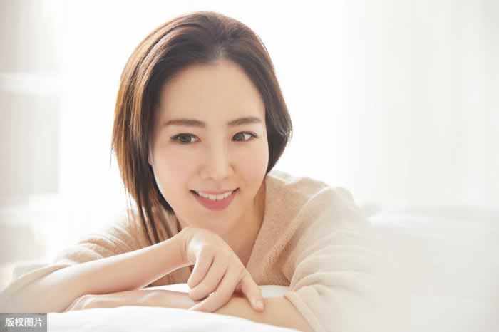 “女汉子”恋爱：男人这么直的生物，不给他点暗示他怎么知道追你_情感