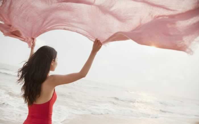 比起“我爱你”，女人更喜欢听的，是这几句话_情感