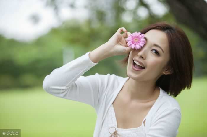 婚后，懂得这三个道理的女人，不会太累_情感