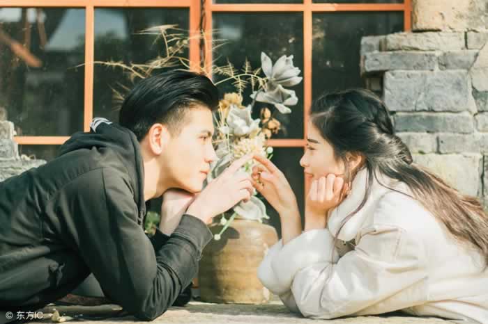 当女人对男人,这三件事不管不问时,男人要小心了_情感