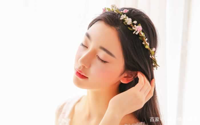 异地恋，聊天没话题怎么办？_情感