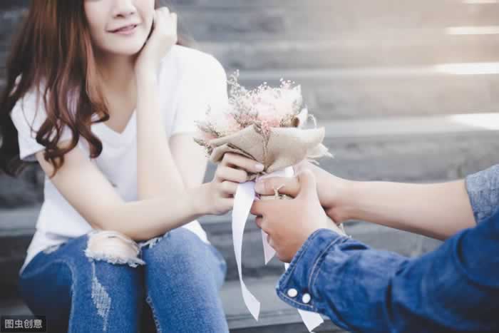 婚姻中，这三点比三观一致更重要，经历过的人都懂_情感