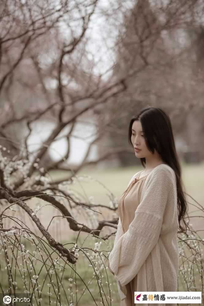 我老公出轨了一个被家暴的女人，因为觉得她太可怜了_情感