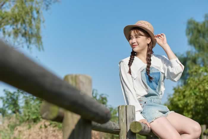 去追一个自己喜欢的女孩子，这样子更实际_情感