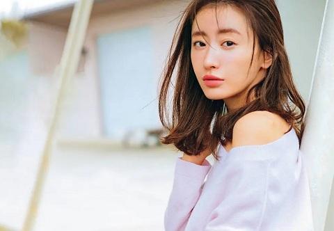 搭讪女生的4个要点，快速掌握搭讪技巧_情感