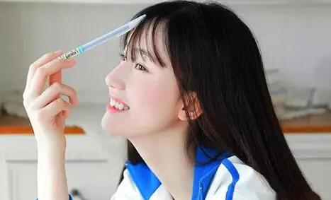 没有话题跟女朋友聊天怎么办？怎么聊感情不变淡_情感