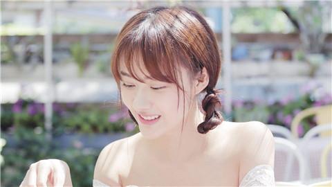 女朋友不愿意删除前男友的微信是为什么?_情感