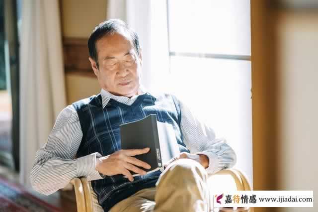 男人60岁后出轨，鬼迷心窍还是压抑后的释放，来自男人的真心话_情感