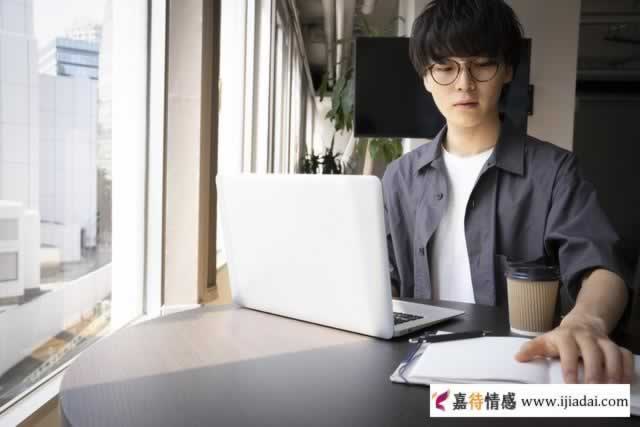 50岁的男人为什么会出轨 这才是他们真正的心理反应_情感