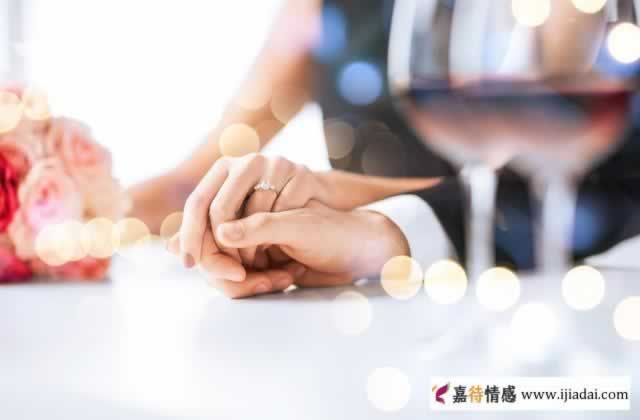 男人出轨后，为何还能坦然跟妻子“睡一起”？这三个男人说了实话_情感