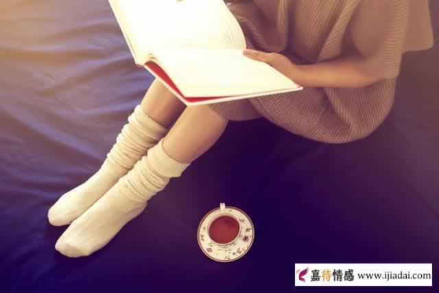 两个出轨男人的心里话：和小三发生关系后，再和妻子睡是什么感觉_情感