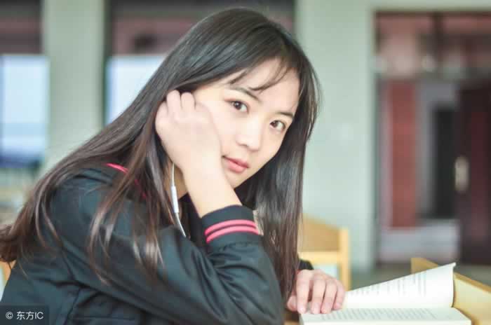 分手后不知道怎么再次联系上对方，学会“三三三聊天法”保你挽回_情感