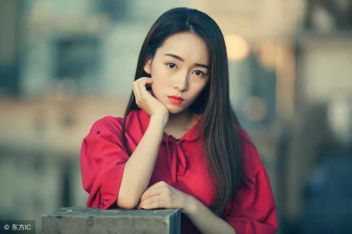 如何判断前男友是否还喜欢你，要不要挽回？_情感
