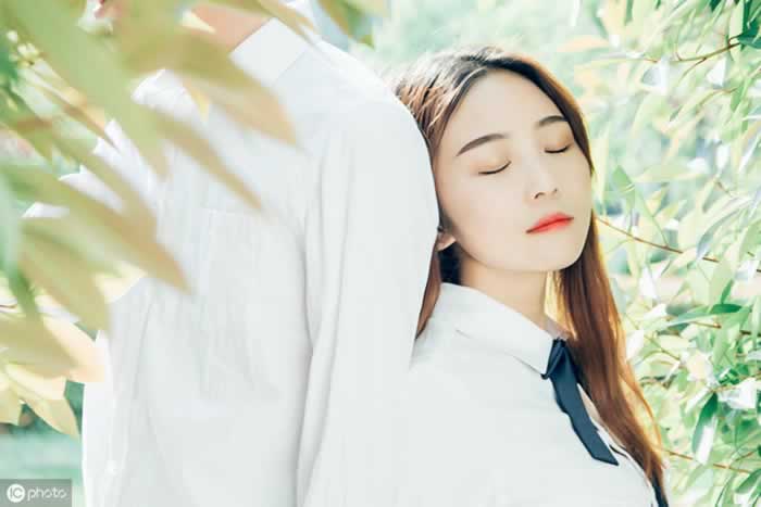 女人有了二心，才会这样对待你，藏不住_情感