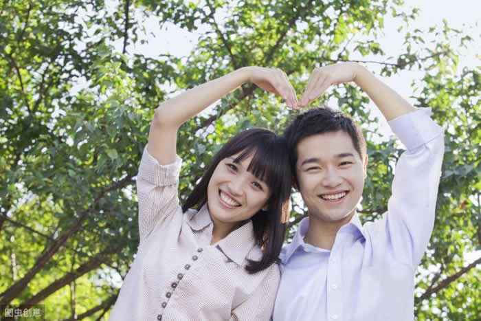 一个男人是否真心爱你，这些“表现”就能看出来_情感