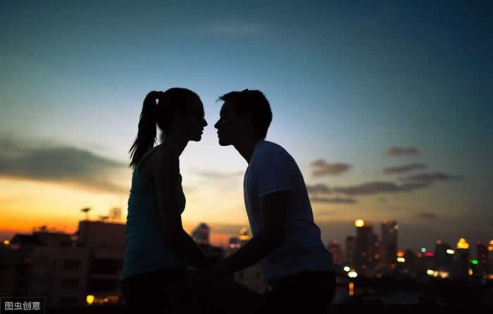 恋爱时，这么做，TA会爱你如命_情感