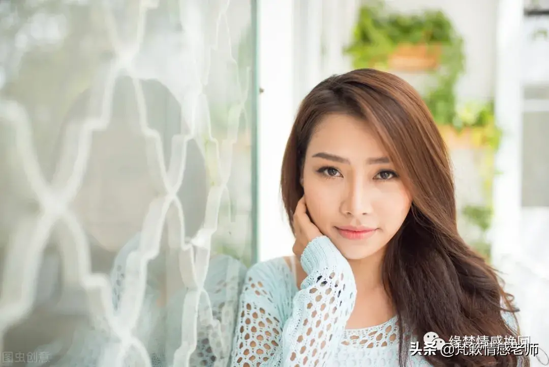 别活成别人眼里的你，一个优秀的自我无须畏惧他人的眼光_情感