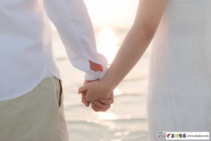 在什么情况下女人会拒绝与男人沟通？_情感