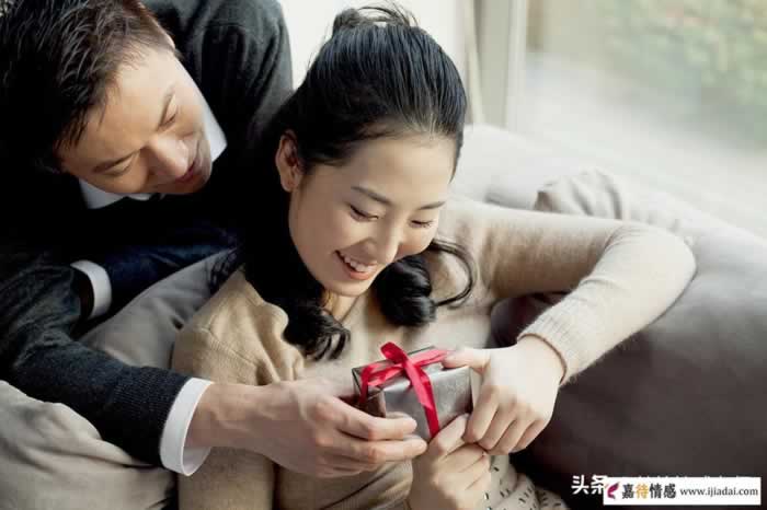 女人出轨暴露后的心理是什么样的？你信女人出轨后的痛苦吗？_情感