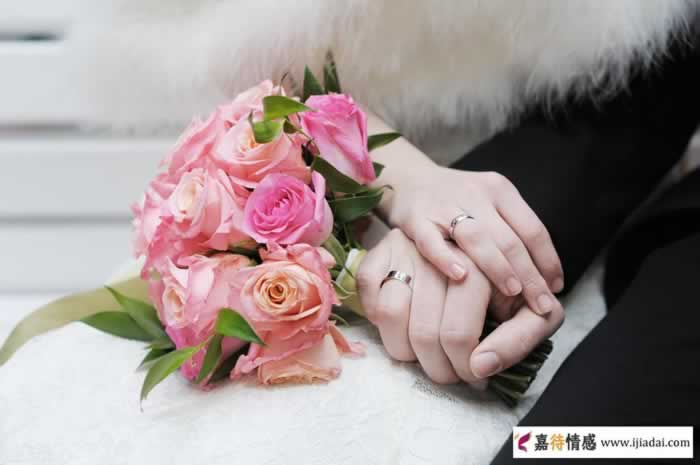 还爱着他我不想离婚，请问他是什么心理呢？_情感