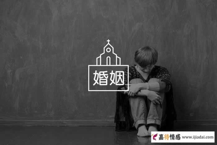 男人出轨选择回归家庭后，如果有五种行为，证明他并没忘记小三！_情感