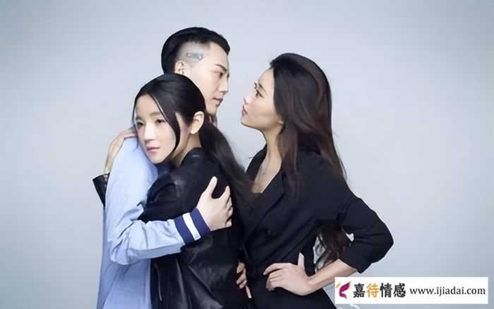 如何智斗知三当三的绿茶女？提升自我最重要，不要被小三踩着上位_情感