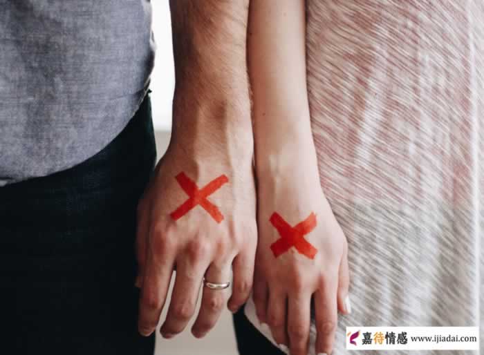 婚姻心理学：夫妻之间如果出现这些行为，说明男人已经有了外遇_情感