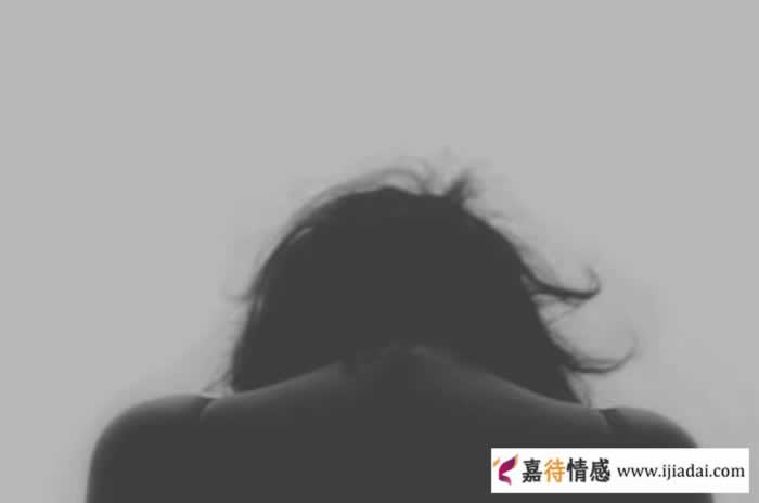 为什么婚外情里，男人都偏爱有夫之妇，已婚小三到底有什么优势？_情感