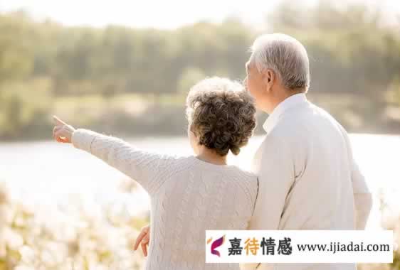 人到中年，有这“三怕”，想躲想逃不敢面对_情感