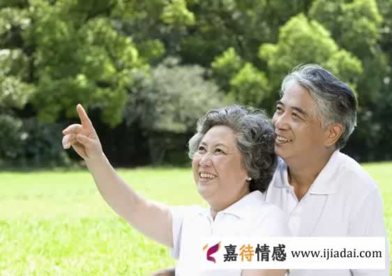 人到中年，有这“三怕”，想躲想逃不敢面对_情感